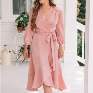 NWT Gal Meets Glam Jennifer Dress - Size 6